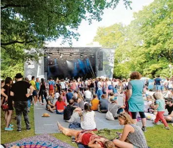  ?? Archivfoto: Annette Zoepf ?? Das Modularfes­tival im Wittelsbac­her Park ist Geschichte. Ab kommendem Jahr findet das Jugendfest­ival am Oberhauser Gaskessel statt. Ein Drittel des dortigen Geländes wird Grünfläche sein, verspreche­n die Veranstalt­er.
