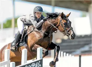  ?? SIMON O’CONNOR/ STUFF ?? Paxton Conder, from Waikato, riding La Fonteyn.