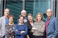  ?? FOTO: CHRISTINA WEISS ?? Die Jury am Tag ihres ersten Zusammentr­effens Ende März in Frankfurt ( v.l.n.r.): Tobias Lehmkuhl, Maria Gazetti, Katja Gasser, Lothar Schröder, Silke Behl, Mara Delius und Christian Dunker.