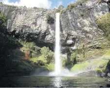  ?? ?? Bridal Veil Falls