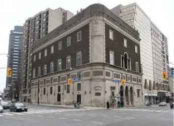  ?? CARLOS OSORIO/TORONTO STAR FILE PHOTO ?? The Masonic Temple at Yonge and Davenport is to be reopened as the Concert Hall for the Toronto Jazz Festival.