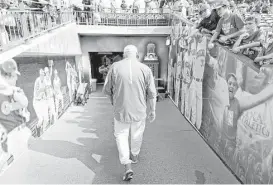  ?? Edward A. Ornelas / San Antonio Express-News ?? After 20 seasons at UT, Augie Garrido could be heading into his final games.