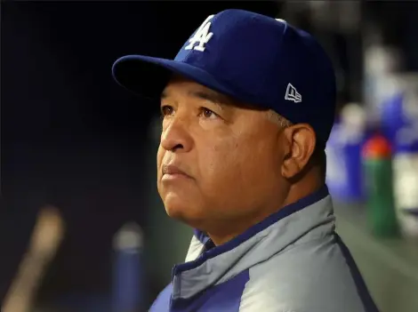  ?? KEVIN C. COX
Getty Images ?? Dodgers manager Dave Roberts looks on ahead of NLCS Game 2 against the Braves on Oct. 17 at Truist Park in Atlanta.