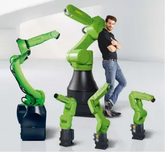  ??  ?? Modelos robóticos de la compañía Fanuc.