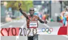  ??  ?? Clearly the best: Eliud Kipchoge wins the marathon with no other runner in sight