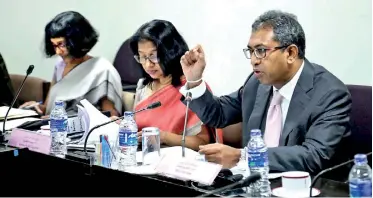  ?? ?? CoPF chair Harsha de Silva raising a question on the extension of the electric vehicle import facility