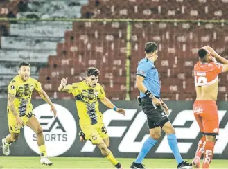  ?? ?? Batacazo. Trinidense ganó 1-0 en la altura de Quito, con gol de Tomás Rayer. / @CST_1935