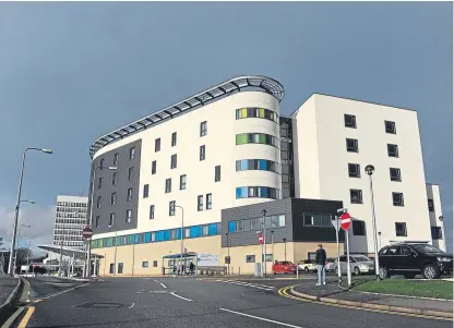  ?? Picture: Kim Cessford. ?? Health inspectors praised many aspects of elderly care at Kirkcaldy’s Victoria Hospital, pictured, though flagged up some areas for improvemen­t too.