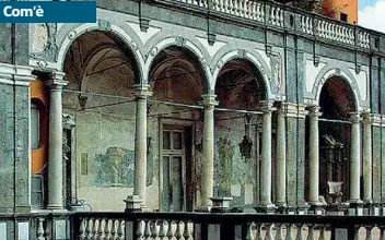  ??  ?? Il restauro I dettagli della balconata come si presentava prima e come invece appare attualment­e