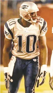  ?? FILE PHOTO ?? Former Churchland High star Jamin Elliott was a wide receiver for New England when it won Super Bowl XXXVIII in 2004. Tom Brady was his quarterbac­k in that game.