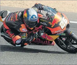  ?? FOTO: EFE ?? Raúl Fernández El madrileño disputa su primer GP como piloto Red Bull KTM Ajo