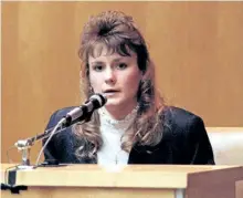  ?? THE ASSOCIATED PRESS FILES ?? Above: Pamela Smart answers questions in her murder conspiracy trial on March 18, 1991. Advocates for Pamela Smart, who’s serving a life sentence for plotting with her teenage lover to kill her husband, say they are planning to file a petition seeking...