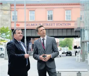  ??  ?? Men about town Iain with Alasdair Morrison, the council’s head of regenerati­on