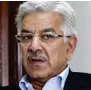  ??  ?? UNCEREMONI­OUS EXIT: Khawaja Asif was disqualifi­ed for violating election laws