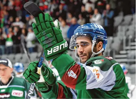  ?? Foto: Siegfried Kerpf ?? Mark Cundari hat gestern seinen Vertrag in Augsburg um ein Jahr verlängert.