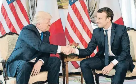 ?? MANDEL NGAN / AFP ?? Primer encuentro de Donald Trump y Emmanuel Macron el pasado 25 de mayo en Bruselas