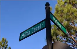  ?? Craig Meyer / Post-Gazette ?? OLD STOMPING GROUNDS Felton Capel Lane in Southern Pines, N.C., is named after Pitt coach Jeff Capel’s grandfathe­r.