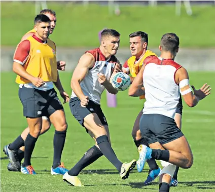  ??  ?? Time on their hands: The cancellati­on will give Owen Farrell (above) and Billy Vunipola (below) time to recover fully