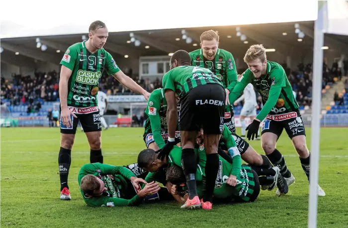  ?? Bild: KRISTER ANDERSSON ?? VILT JUBEL. Varbergs Bois är klart för fortsatt spel i Superettan.