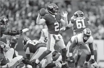  ?? ADAM HUNGER/AP PHOTO ?? Giants quarterbac­k Tyrod Taylor throws during the second half of the Dec. 31 game against the Los Angeles Rams. Taylor is among the Giants players who could become free agents during the offseason.