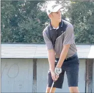  ?? Graham Thomas/Herald-Leader ?? Senior Noah Karp prepares to tee off in a golf match last season for Siloam Springs. Karp is among the top players for the Panthers heading into the 2016 season.