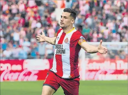  ?? FOTO: PERE PUNTÍ ?? Granell, autor de uno de los goles El Girona volvió a exhibir pegada, como contra el Melbourne