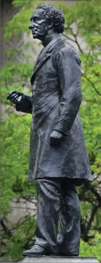  ?? CATHIE COWARD, THE HAMILTON SPECTATOR ?? What does this statue of Sir John A. Macdonald in Gore Park stand for?