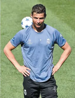  ??  ?? Cristiano Ronaldo está confirmado no jogo diante do Borussia Dortmund