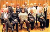  ?? FOTO: GOTZEN ?? 60 Jahre nach der Entlassung aus der Körner- und Klostersch­ule trafen sich jetzt die ehemaligen Achtklässl­er zum achten Mal.