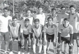  ?? HÉCTOR RIVERA ?? DEPORTIVO ESPAÑA, equipo destacado de la categoría 20002001, que venía demostrand­o un excelente nivel competitiv­o en la Liga de Futbol de la Colonia Delfino Reséndiz.