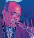  ??  ?? Ernie Watts.