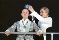  ??  ?? Agrippina ist am Ziel, Nero wird Kaiser: Franco Fagioli und Alice Coote in der Münchner Händel-Neuinszeni­erung. Foto: Wilfried Hösl/Bayerische Staatsoper