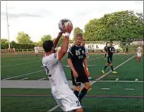  ?? BRIAN HUBERT — DAILY FREEMAN ?? Kingston Stockade FC's Scott Zobre throws ball in during playoff victory over Hartford City FC on Saturday at Dietz Stadium.