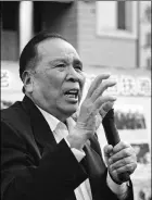  ??  ?? Chen gives a speech to students at the high school he helped to build in Baise.