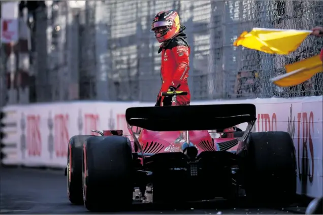  ?? ?? Sainz, tras su accidente con el Ferrari en los Libres 2 de Mónaco.