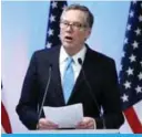  ??  ?? MEXICO CITY: US Trade Representa­tive Robert Lighthizer addresses the media in Mexico City in this Sept. 5, 2017 file photo.