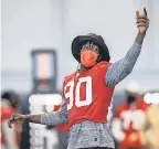  ?? TORI RICHMAN/ TAMPA BAY BUCCANEERS ?? Buccaneers outside linebacker Jason Pierre- Paul practiced Tuesday for his second Super Bowl game on Sunday.