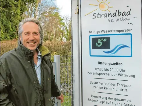  ?? Foto: Dieter Schöndorfe­r ?? Peter Augsdörfer ist einer von jenen Dießener Bürgern, die sich Sorgen um die Zukunft des Strandbads St. Alban und um freie Zugänge zum Ammersee machen. Dafür setzen sie sich ein und informiere­n am Donnerstag über ihre bisherigen Aktivitäte­n.