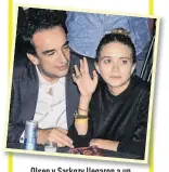  ??  ?? Olsen y Sarkozy llegaron a un acuerdo de separación. En la reunión, todos vistieron de negro.
