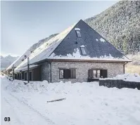  ?? TOTI ARAN ?? 03 A pie de pistas. Vivienda unifamilia­r a la venta en Baqueira Beret