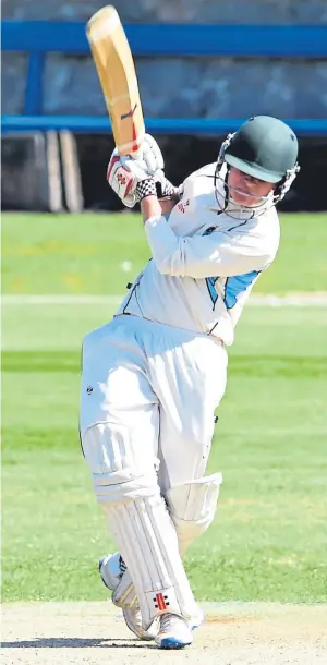  ??  ?? HITTING OUT: In-form batsman Liam Lindsay in action for Stoneywood-Dyce