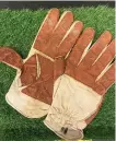  ?? AN photo ?? England’s 1966 World Cup-winning goalkeeper Gordon Banks wore one of the first pairs of gloves specially designed for shot stoppers at the 1970 World Cup.