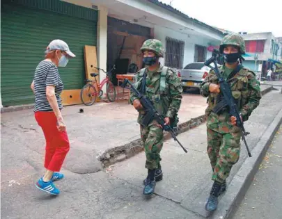  ?? / EFE ?? Tras la violenta jornada de protestas del viernes pasado, el presidente Duque ordenó la militariza­ción de Cali.