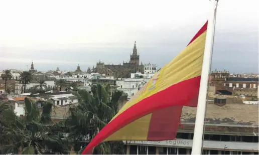  ?? Foto: CSN-Archiv ?? Eines der Umfrageerg­ebnisse zeigt, dass sich Andalusier heute mehr für Politik interessie­ren als vor vierzehn Jahren.