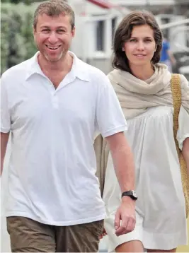  ??  ?? Split: Roman Abramovich and third wife Dasha Zhukova