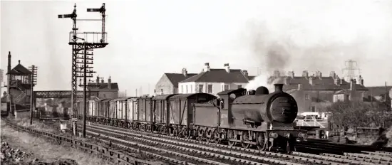  ??  ?? Above: We couldn't resist this photo showing one of Wilson Worsdell's predecesso­rs to the J27 0-6-0s, J26 No. 65774. The lower-slung boiler is immediatel­y noticeable as No. 65774 heads a down pick-up goods train at Nortonon-Tees on February 16, 1957. MORTONS RAILWAY MAGAZINE ARCHIVE/JOHN S PHILLIPS