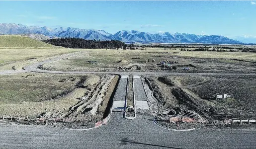  ?? PHOTO: SUPPLIED ?? A view of the Merino Downs subdivisio­n on the outskirts of Twizel.