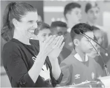 ?? CHRIS YOUNG, THE CANADIAN PRESS ?? Sport Minister Kirsty Duncan announces Canada’s participat­ion in a joint bid alongside Mexico and the United States to co-host the 2026 FIFA World Cup, in Toronto on Tuesday.