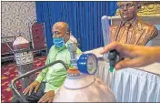  ??  ?? A patient receives free oxygen at an Oxygen Centre launched by Veer Foundation in Ghatkopar, on Friday.