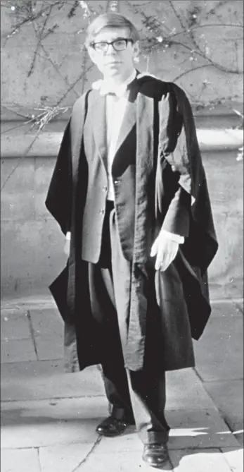  ?? PICTURE: SWNS.COM ?? FORCE OF NATURE: Stephen Hawking pictured at his Oxford graduation. The physicist and cosmologis­t died peacefully at his home in Cambridge, England, at the age of 76, in the early hours of Wednesday morning.